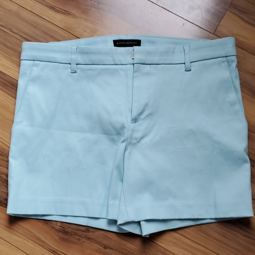 NWT Light Blue Banana Republic shorts
